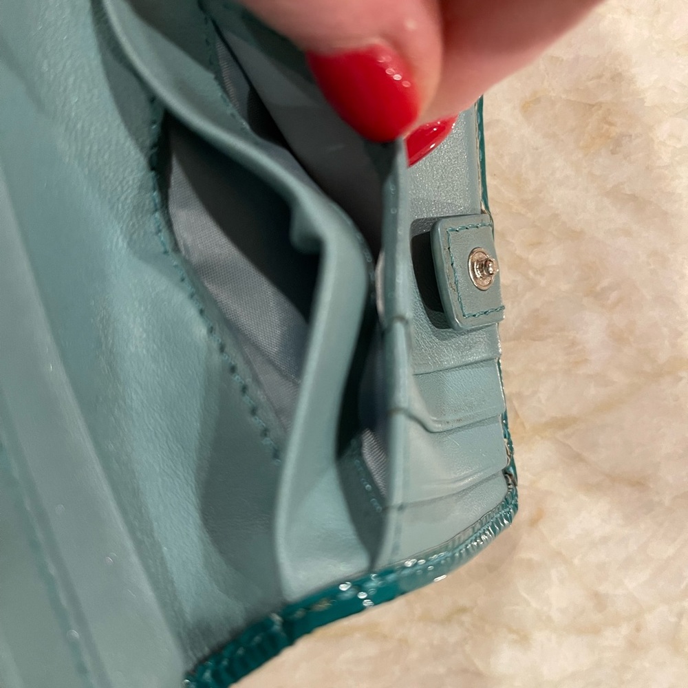 EUC Coach mini wallet - Picture 7 of 8